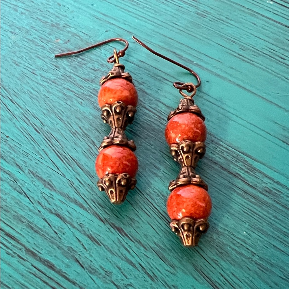 Elegant Carnelian Agate Beaded Earrings - Picture 3 of 4